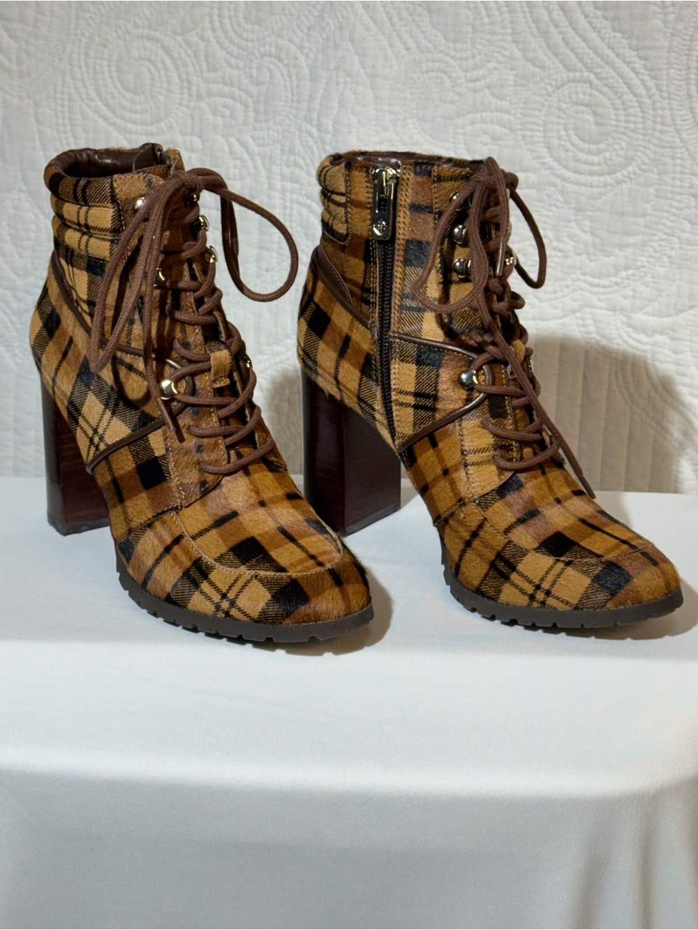 Antonio Melani Grayciee Plaid Calf Hair Lace-Up Heeled Ankle Boots
Size 6